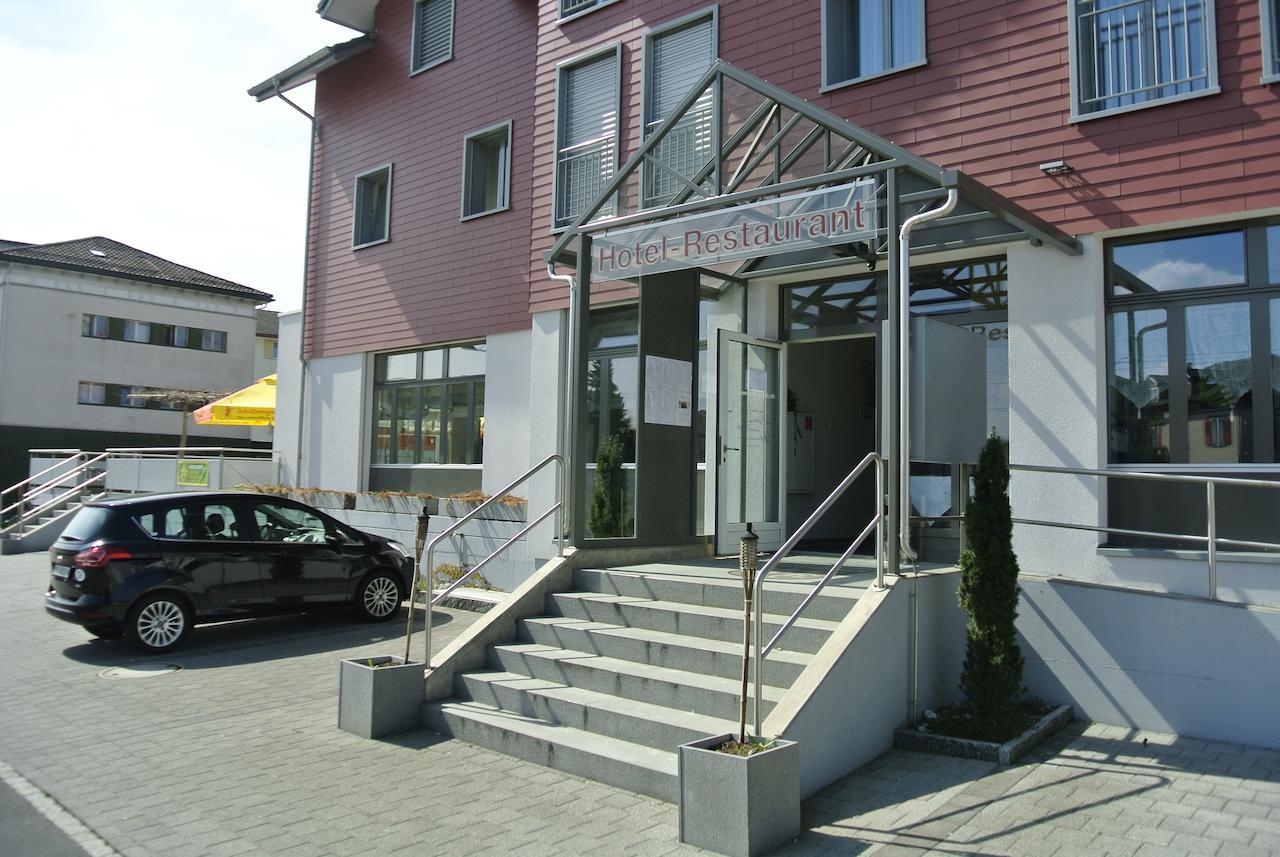 Hotel Garni Baeren Bazenheid Exterior photo