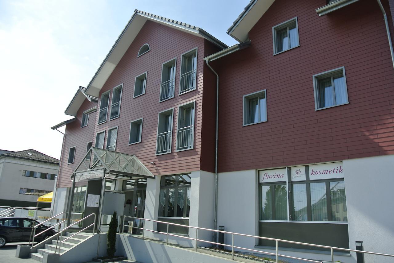 Hotel Garni Baeren Bazenheid Exterior photo